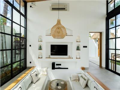 YOLLA VILLAS | BALI